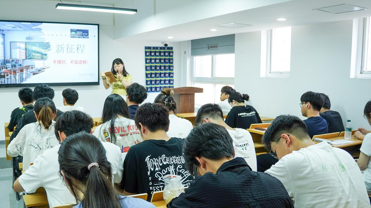 1764745001784651.png 1764745001784651.png